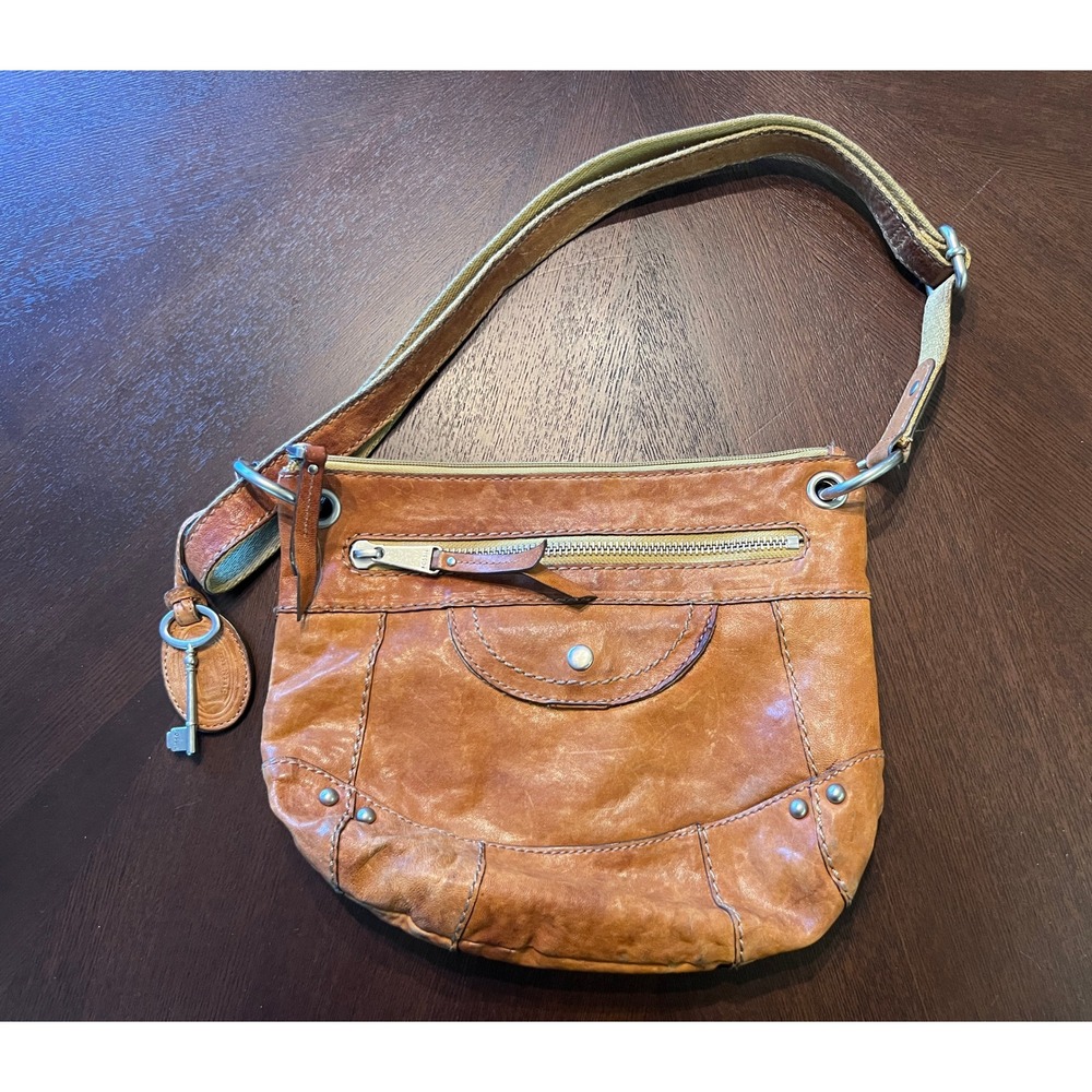 Vintage Fossil Leather Shoulder Bag Tan Camel Hobo Purse Studded Pocket Key Fob